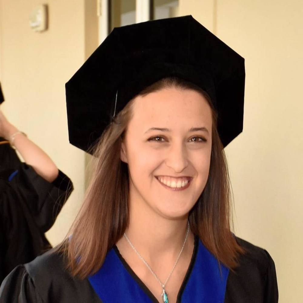 Meet your Posher, Lisa